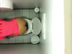 ຜົວ fucked ພັນລະຍາຂອງລາວດ້ວຍ pussy ມີຂົນແລະເອົານາງໄປ orgasm